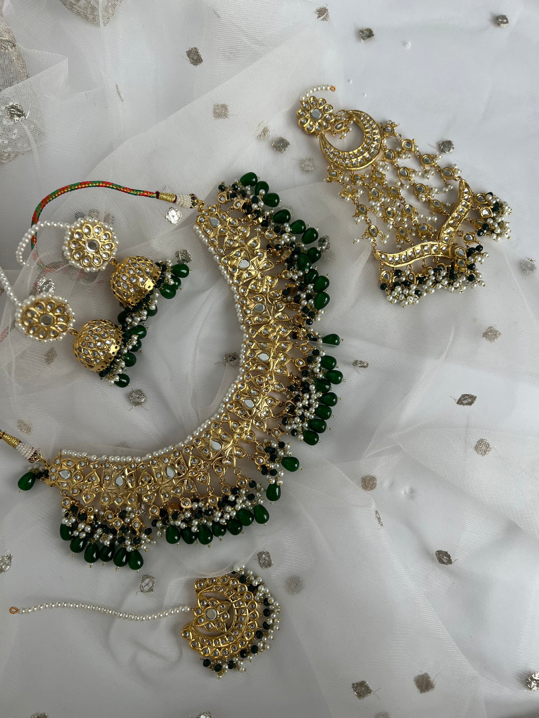 Palavi Kundan Set (green)