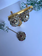 Load image into Gallery viewer, Multi Sheesha Earring Set
