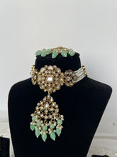 Load image into Gallery viewer, Pammi Kundan Choker (sage)
