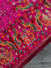 Load image into Gallery viewer, Raja &amp; Rani Phulkari
