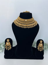 Load image into Gallery viewer, Khushi Antique Bridal Set
