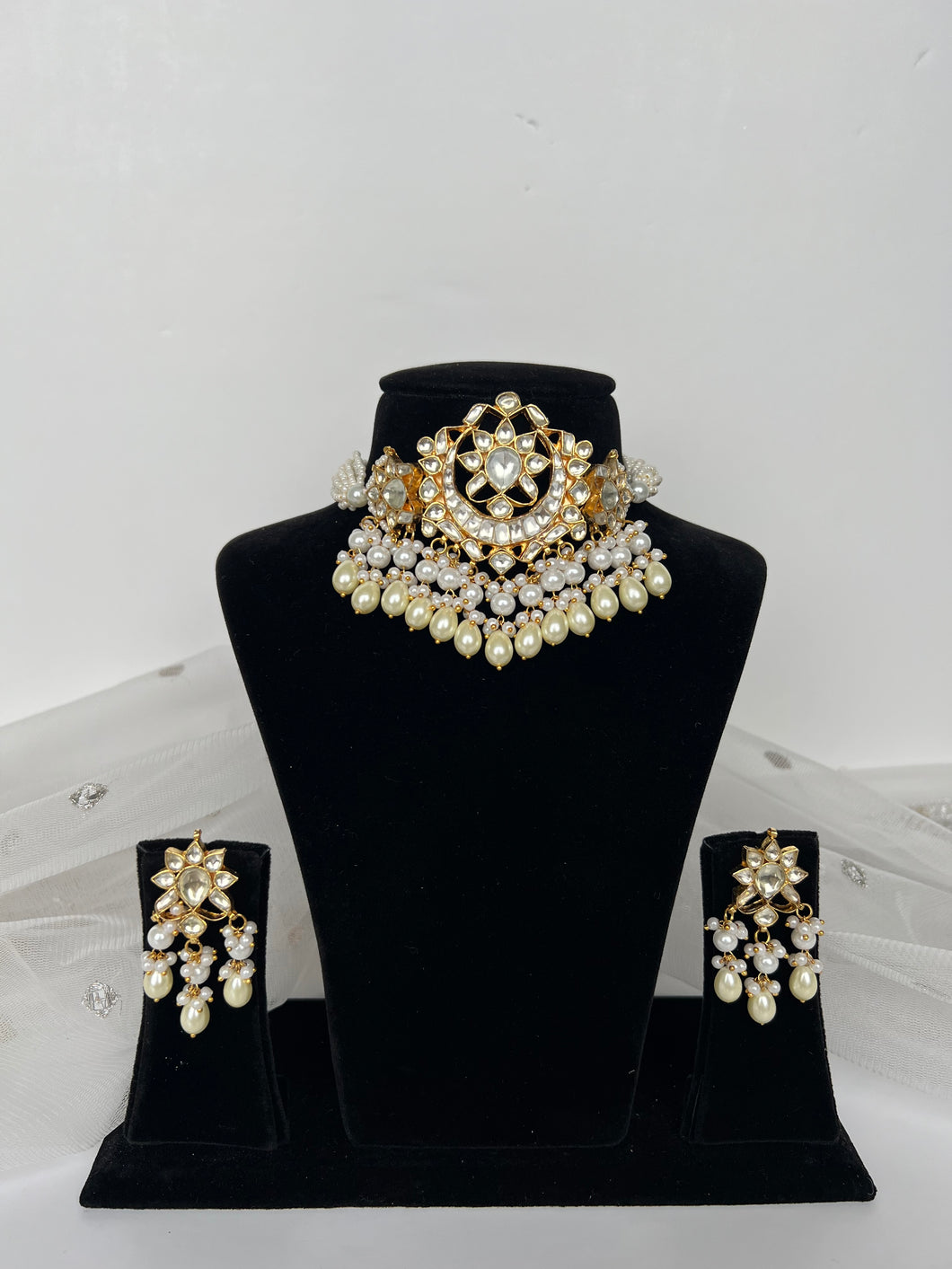 Ditsy Kundan Set