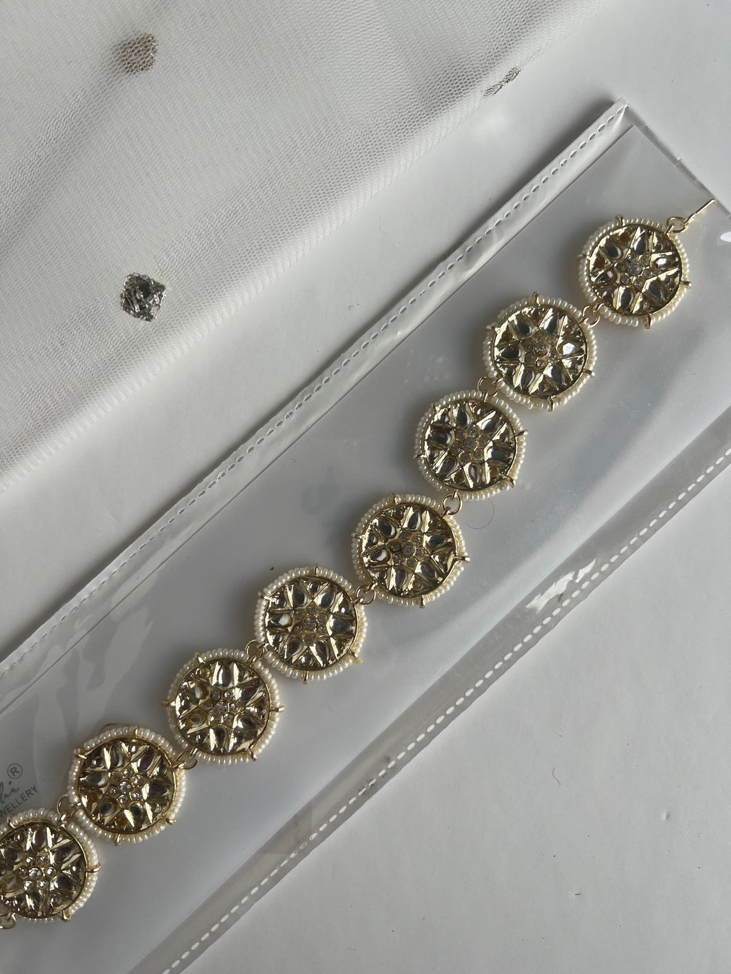 White kundan headband