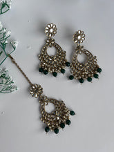 Load image into Gallery viewer, Sheesha Earrings Set (2 colours)
