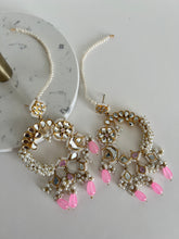 Load image into Gallery viewer, Dilreet Kundan Earrings (pink)
