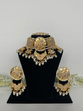 Load image into Gallery viewer, Pakistani Kundan Set
