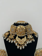 Load image into Gallery viewer, Pakistani Kundan Set
